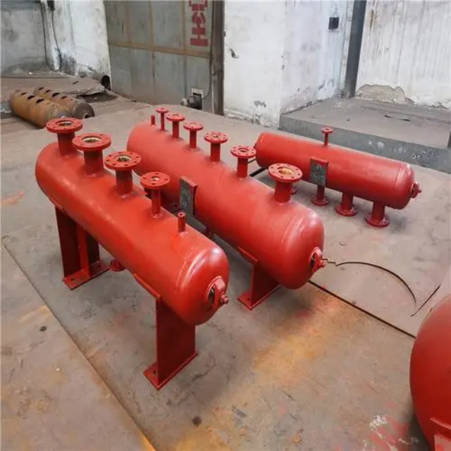 米脂分集水器安装高度